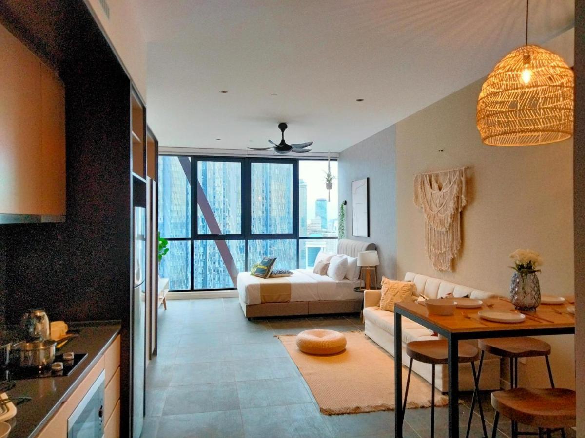 Scarletz Suites KLCC I HomeBrickz Kuala Lumpur Exterior foto